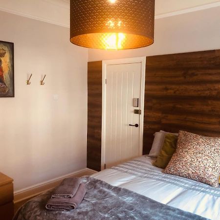 Maritime Pods Hotel Portsmouth Kültér fotó